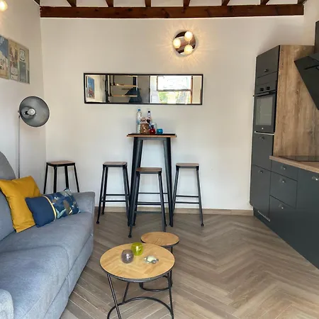 Apartment Ideal Location Triplex Downtown Bastia *