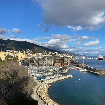 Ideal Location Triplex Centre-ville * Bastia (Corsica)