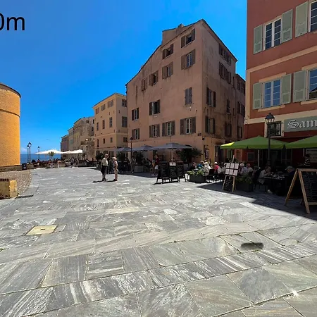Ideal Location Triplex Centre-ville Bastia (Corsica)