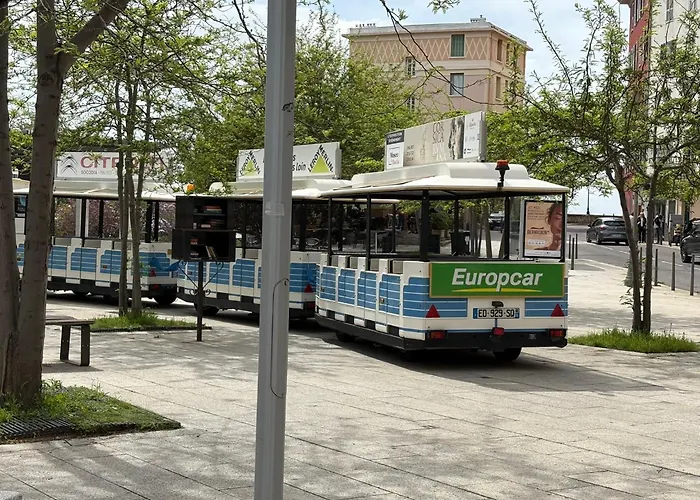 Ideal Location Triplex Centre-ville 巴斯蒂亚